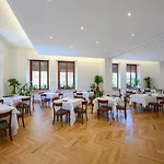 Moderno Hotel