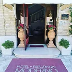 Moderno Hotel