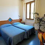 Hotel Moderno 3*