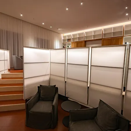 Moderno Hotel 3*