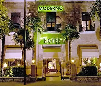Moderno מלון 3*