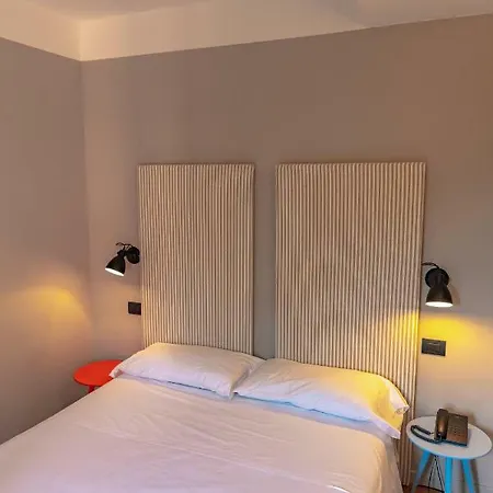 Hotel Moderno 3*
